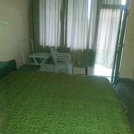 семеен чапара Guest house Sveti Vlas