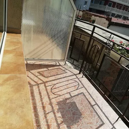 семеен чапара Sveti Vlas